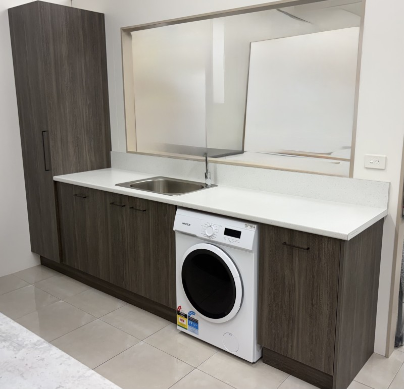 1_Laundry 01_small.jpg